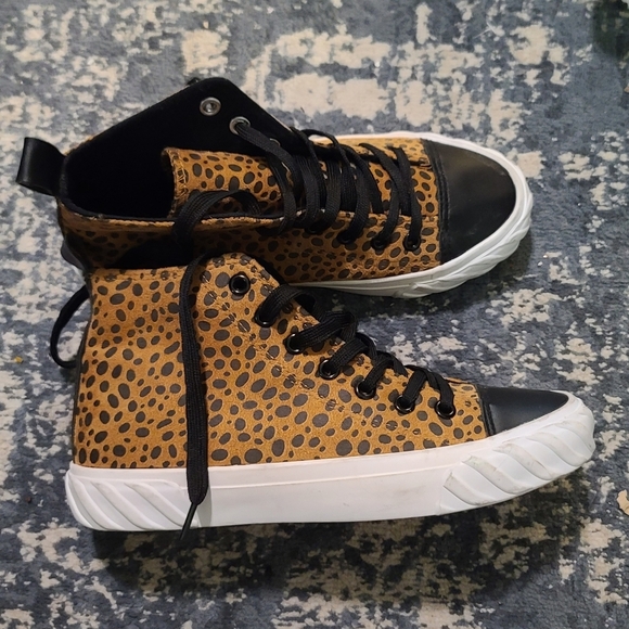 Olivia Miller Shoes - Olivia Miller high top fashion sneakers